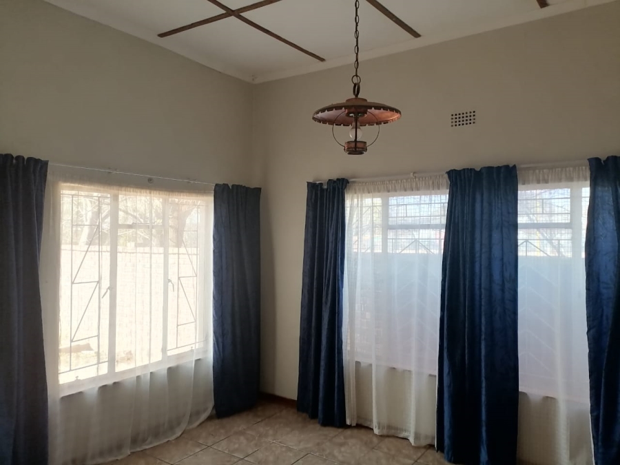 3 Bedroom Property for Sale in Olifantshoek Northern Cape